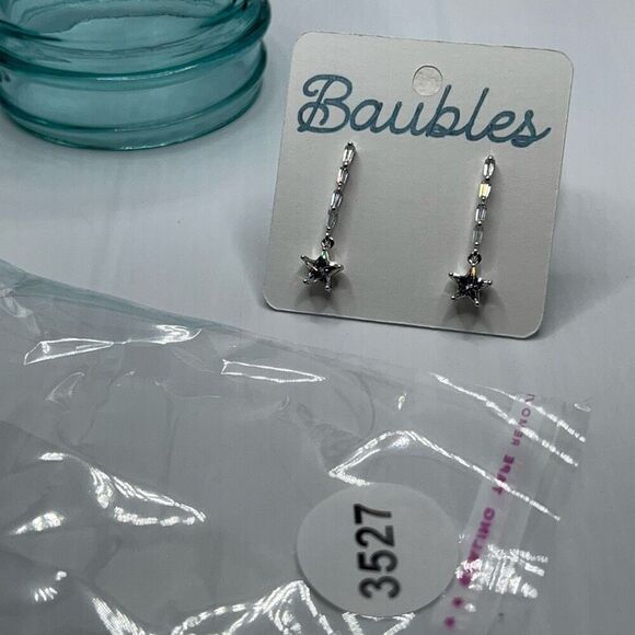 Baubles Dangle Star Earrings - Picture 7 of 7